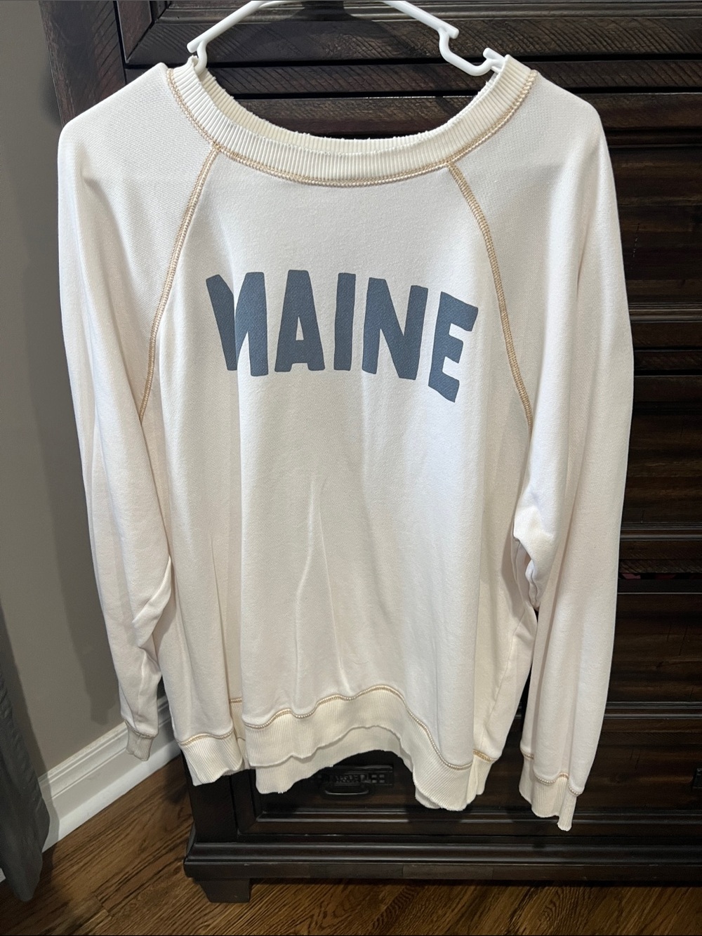 American Eagle Cream Knit Crewneck Sweatshirt
